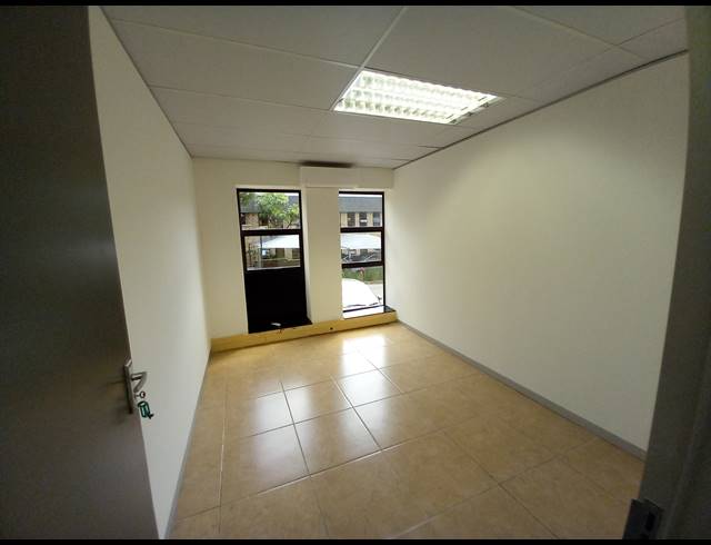 229M² OFFICE TO LET IN HURLINGHAM